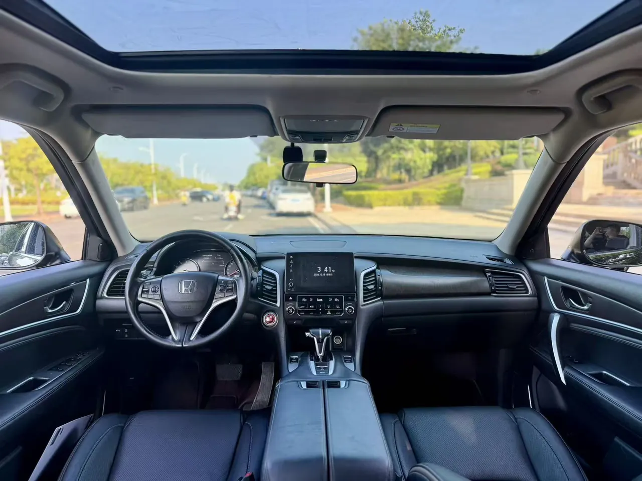 Honda 2020 Crown Road 1.5T Stepless 240TURBO Two-Drive Comfortable Edition Automatic Gear 4