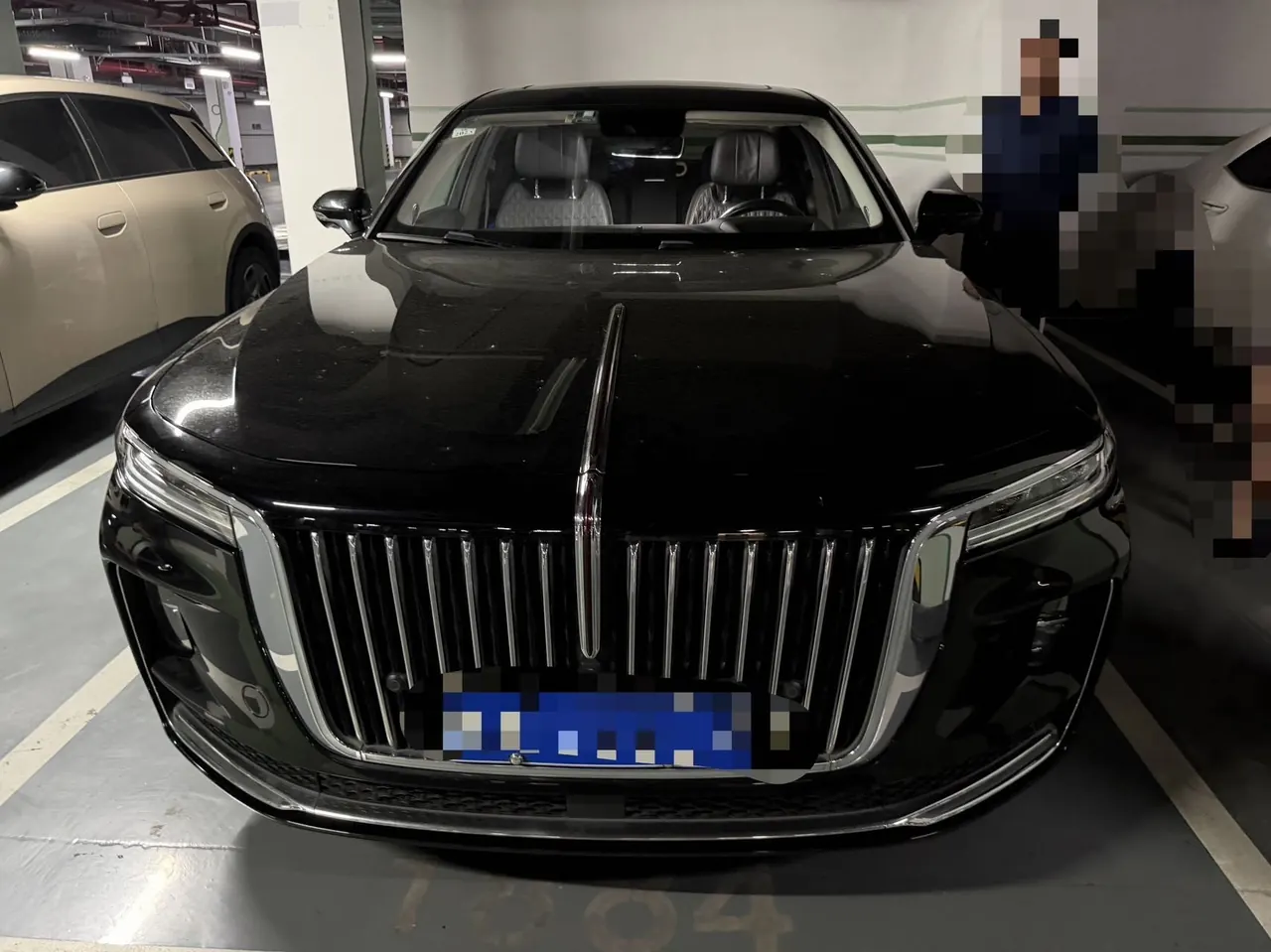 HongQi 2020 H9 48V 2.0T Zhilian Qi Chang Edition Automatic Gear 2