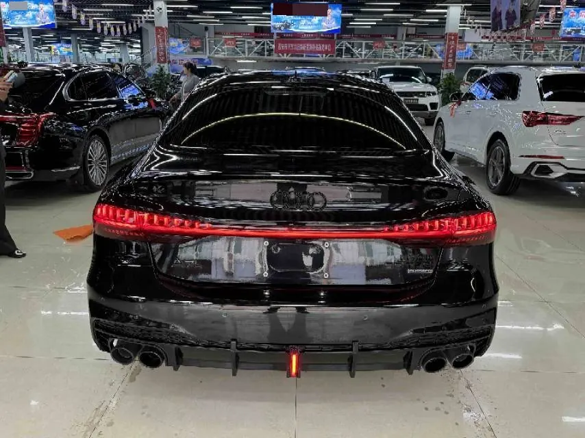 Audi 2023 A7L 48V 3.0TFSI 55TFSI Quattro S-line Black Samurai Edition Automatic 8