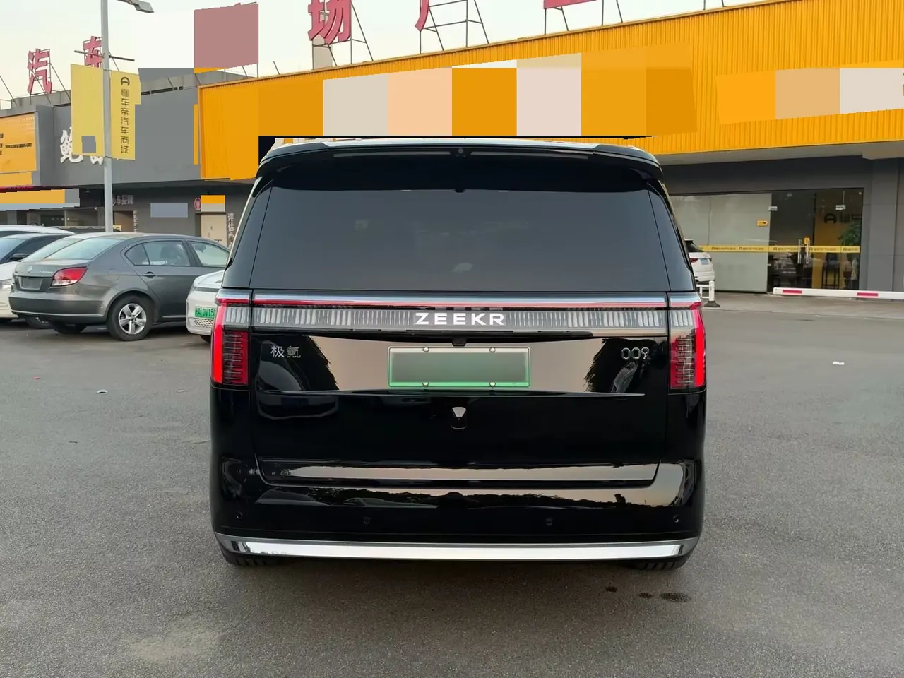 Zeekr 2026 Zeekr 009 Six-seat Ultra Executive Edition Automatic Gear 7