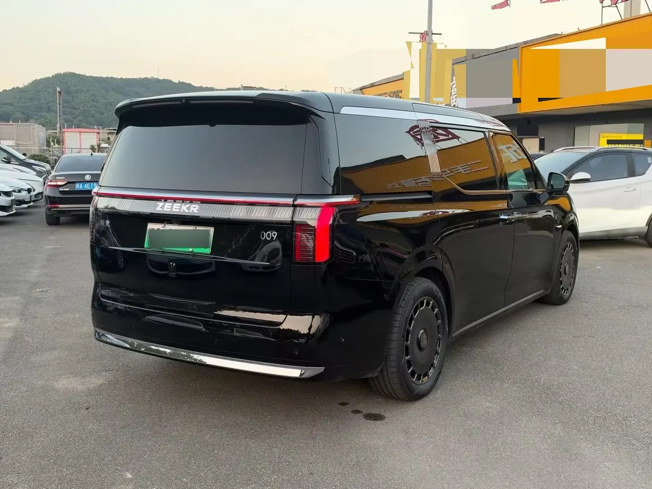 Zeekr 2026 Zeekr 009 Six-seat Ultra Executive Edition Automatic Gear 8