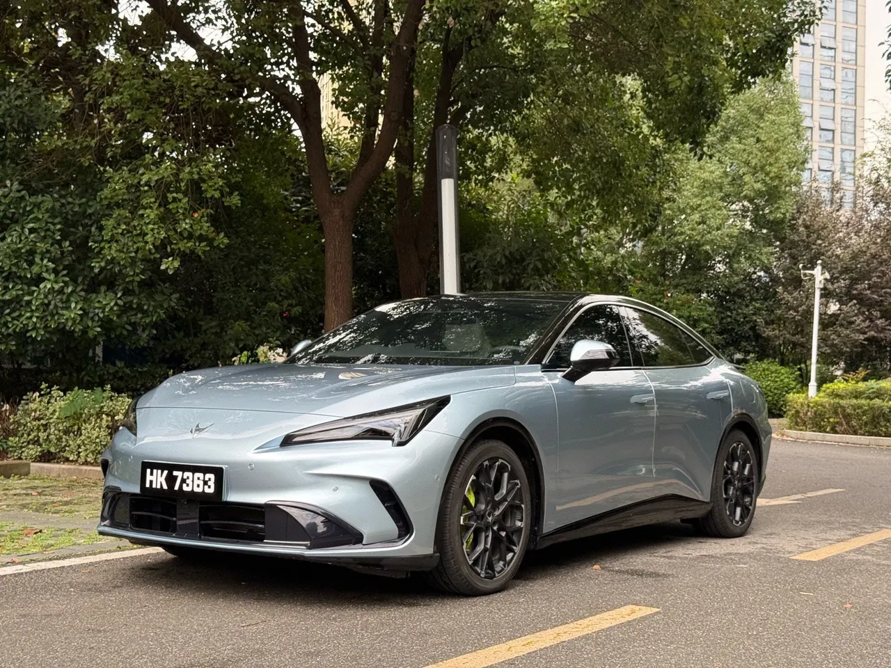 ARCFOX 2026 α S 5 650 yuan Four-wheel Drive Edition 390kW Automatic Gear - View 1