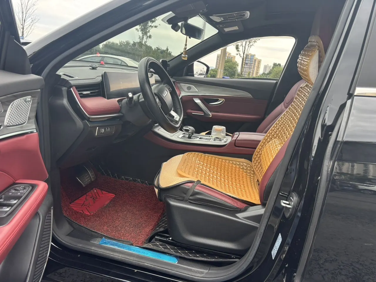 Jetour 2024 X70 PLUS 1.5T Champion Edition MAX7 Automatic Gear 7