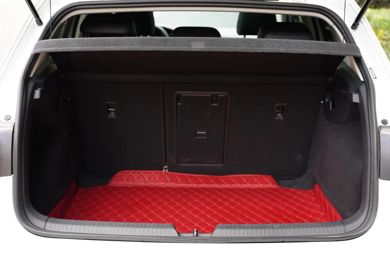 Volkswagen 2023 Golf 8 PRO 1.4TSI 280TSI Automatic 15