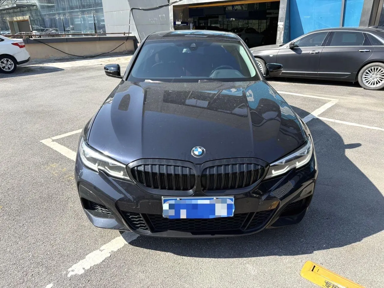 BMW 3 Series 2022 325Li 2.0T M Sports Obsidian Night Kit (Changed) Automatic Gear 2