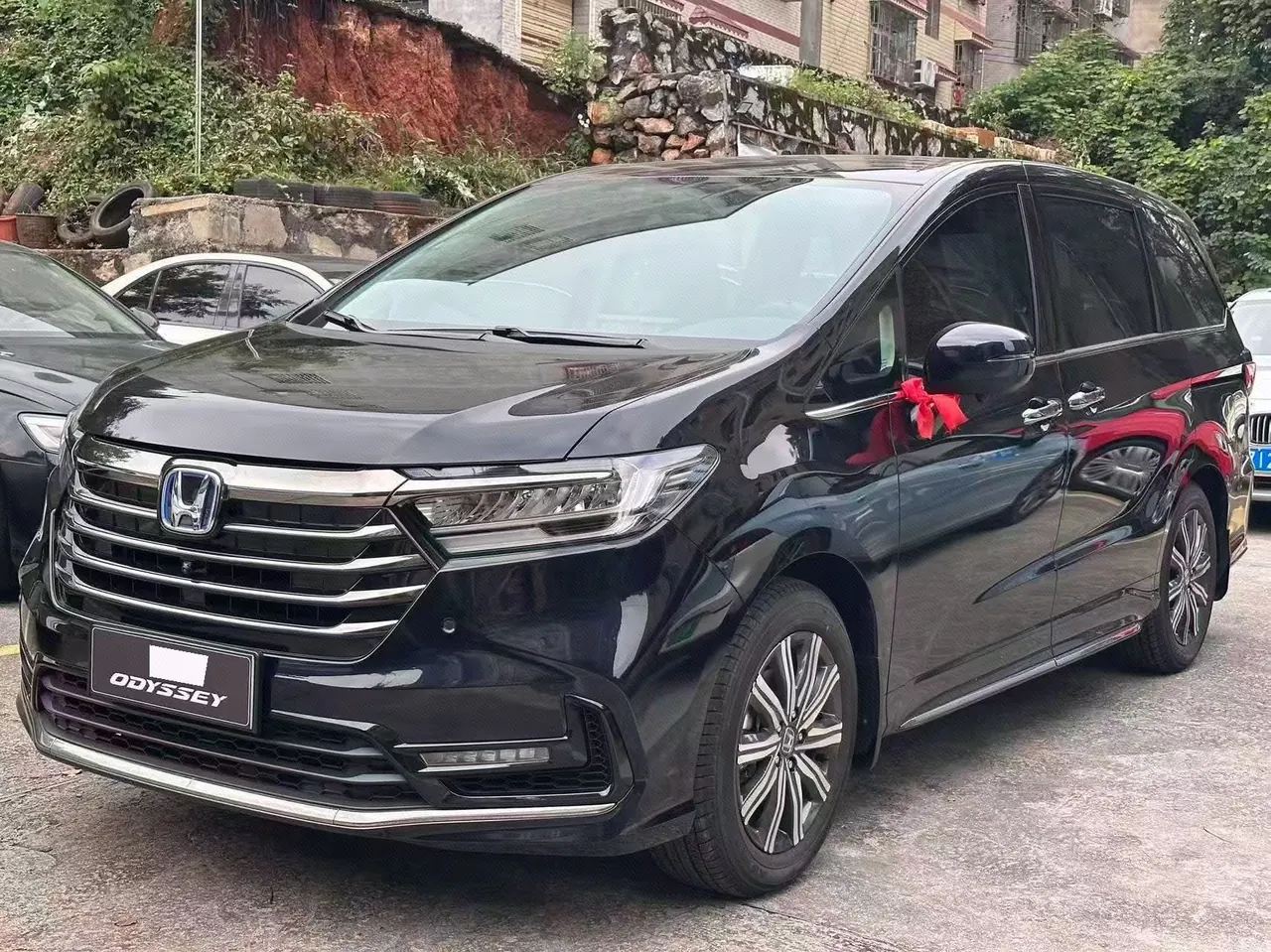 Open image lightbox: Honda 2026 Odyssey Hybrid 2.0 Stepless Sharp and Pleasant Edition Automatic Gear