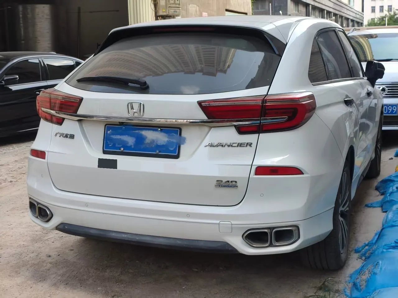 Honda 2020 Crown Road 1.5T Stepless 240TURBO Two-Drive Smart Edition Automatic Gear 2