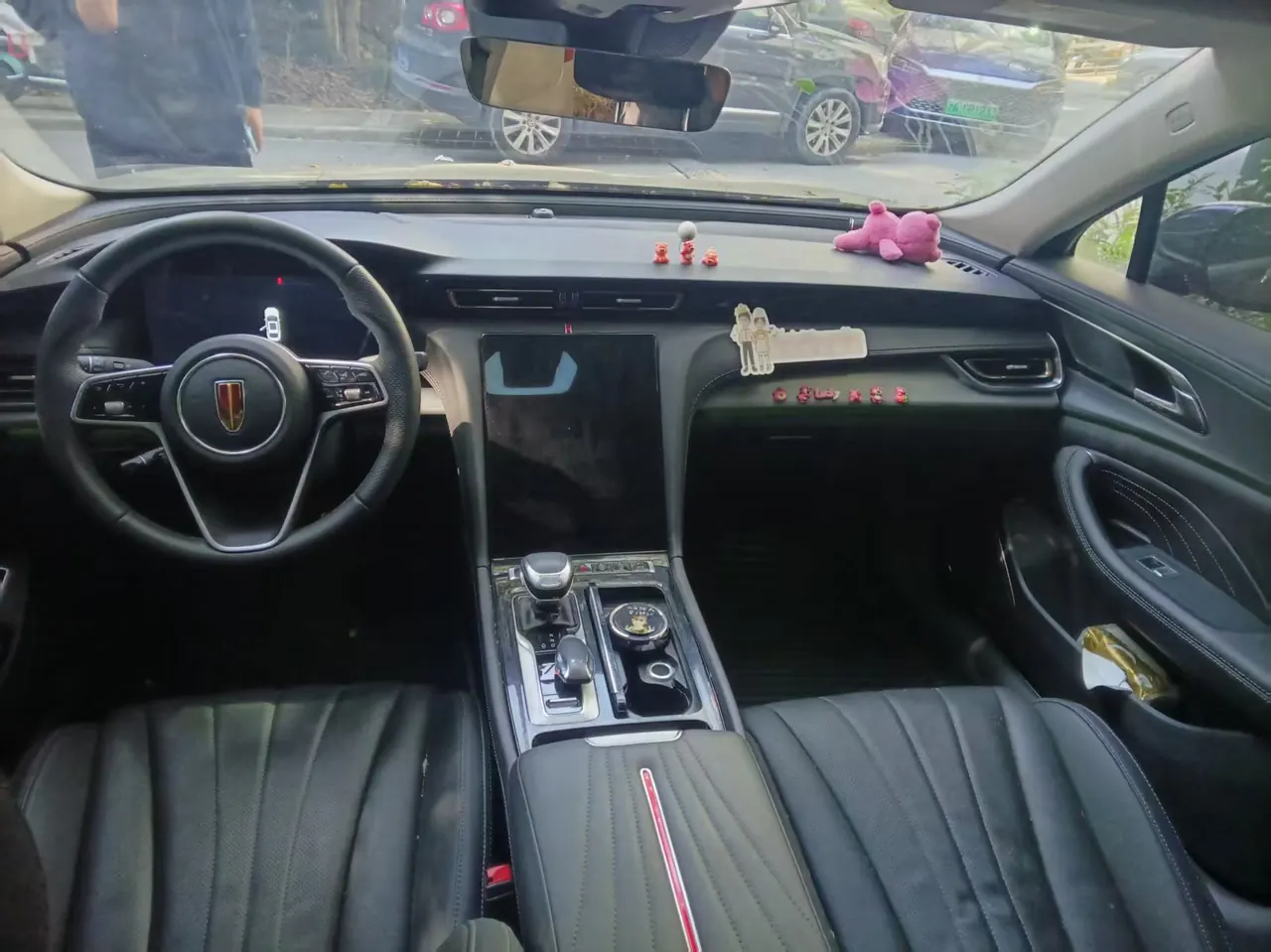 HongQi 2024 H5 2.0T Zhilian Qi Chang Edition Automatic Gear 4