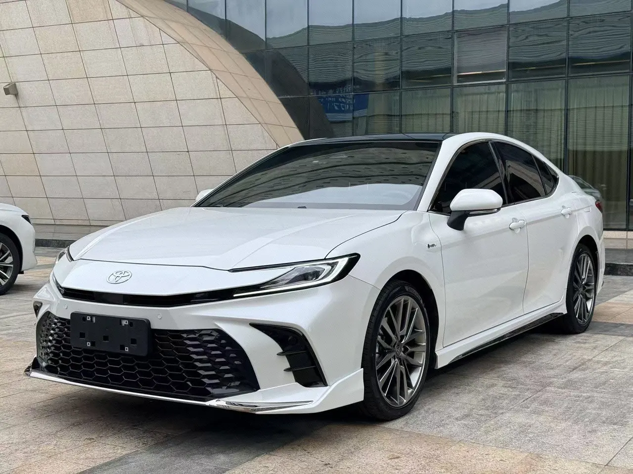 Open image lightbox: Toyota 2024 Camry Dual Engine 2.0HXS CVT Sport PLUS Edition Automatic Transmission