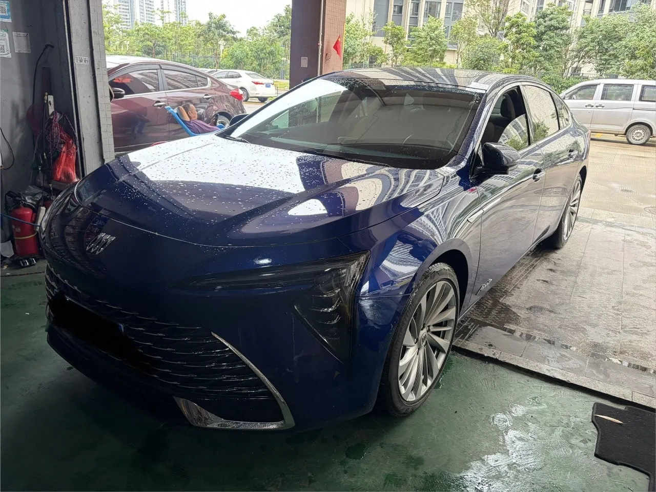 Open image lightbox: Buick 2023 LaCrosse 48V 2.0T Avia Edition Automatic Gear