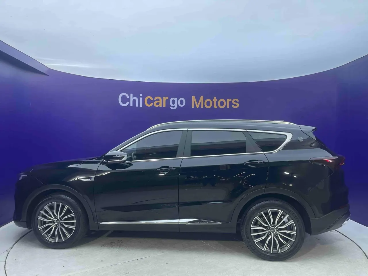 Jetour 2024 X70 PLUS 1.5T Champion Edition MAX5 Automatic Gear 3