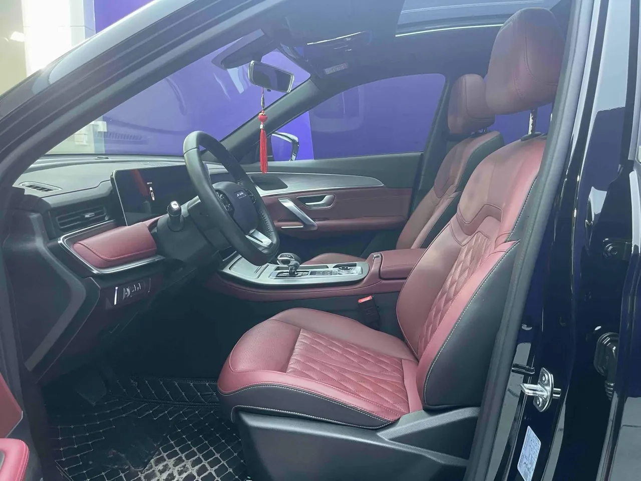 Jetour 2024 X70 PLUS 1.5T Champion Edition MAX5 Automatic Gear 5