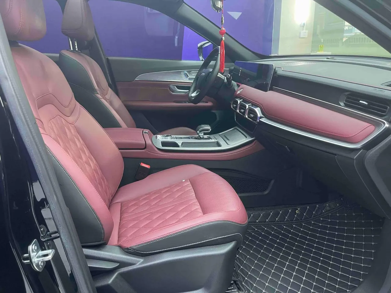 Jetour 2024 X70 PLUS 1.5T Champion Edition MAX5 Automatic Gear 7