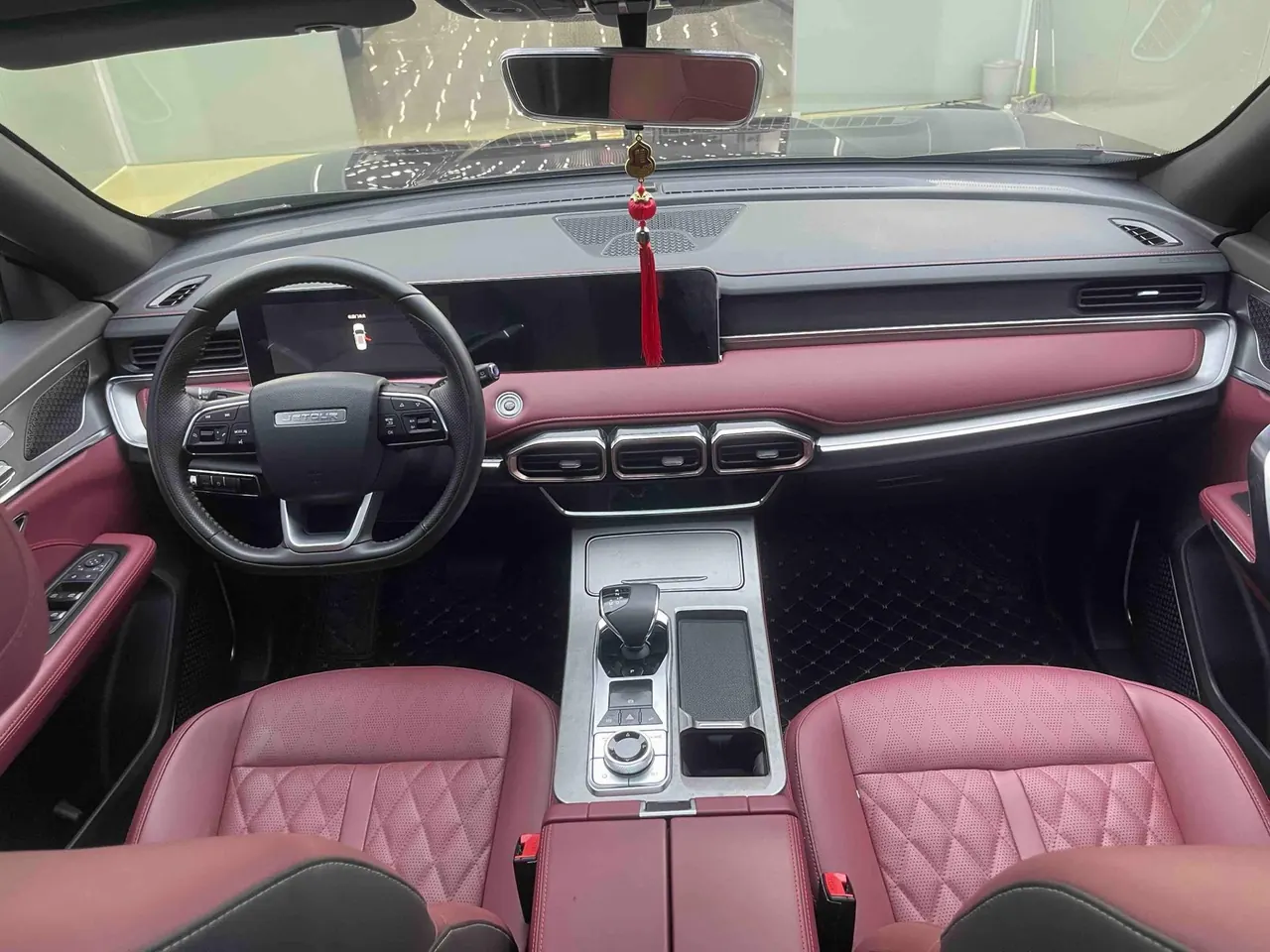 Jetour 2024 X70 PLUS 1.5T Champion Edition MAX5 Automatic Gear 9