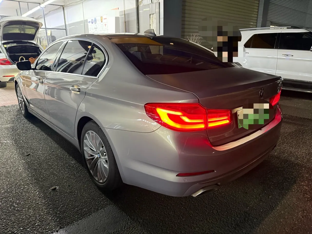BMW 5 series new energy 2020 530Le 2.0T mileage upgraded luxury package automatic gear 4
