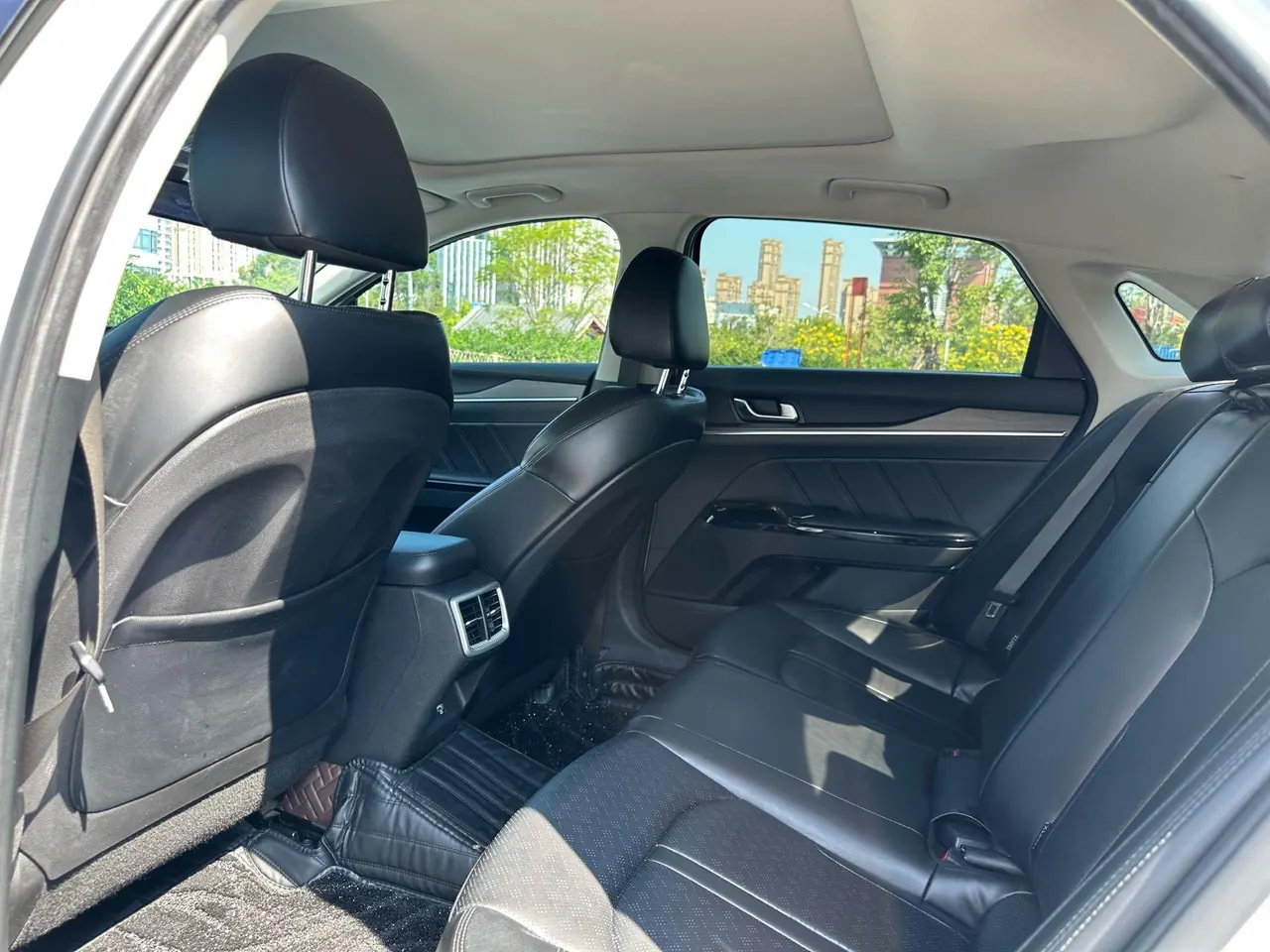 Kia 2020 K5 Keku 1.5T 270T CVVD Deluxe Edition Automatic Gear 8