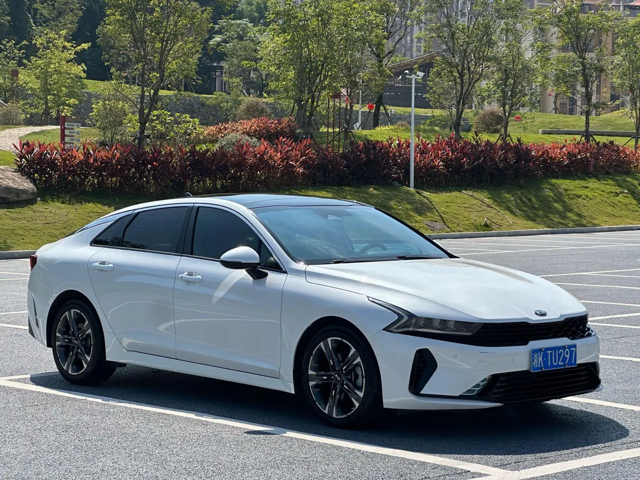 Kia 2020 K5 Keku 1.5T 270T CVVD Deluxe Edition Automatic Gear 9