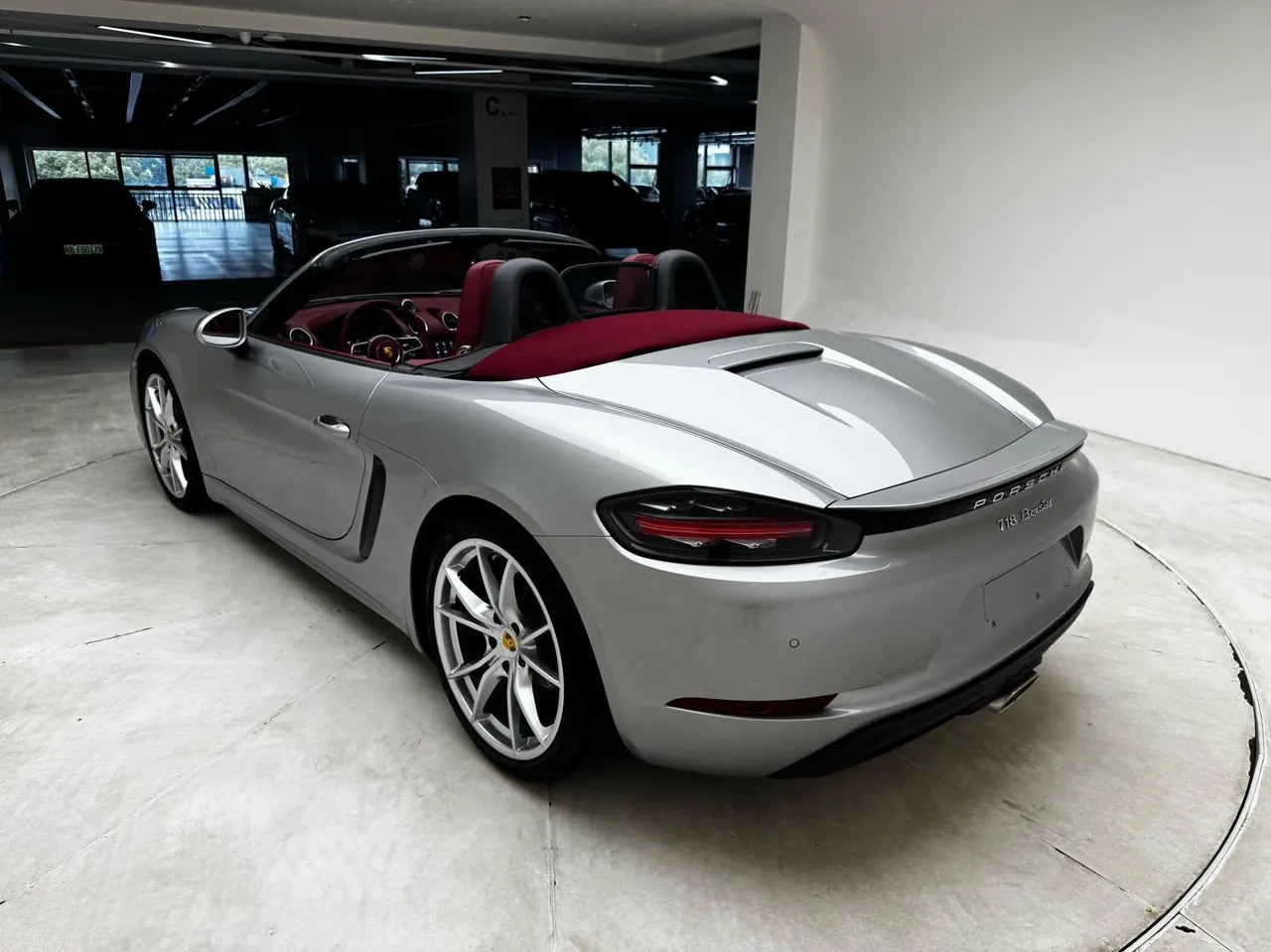 Porsche 718 (Imported) 2022 718 Boxer 2.0T Automatic 8