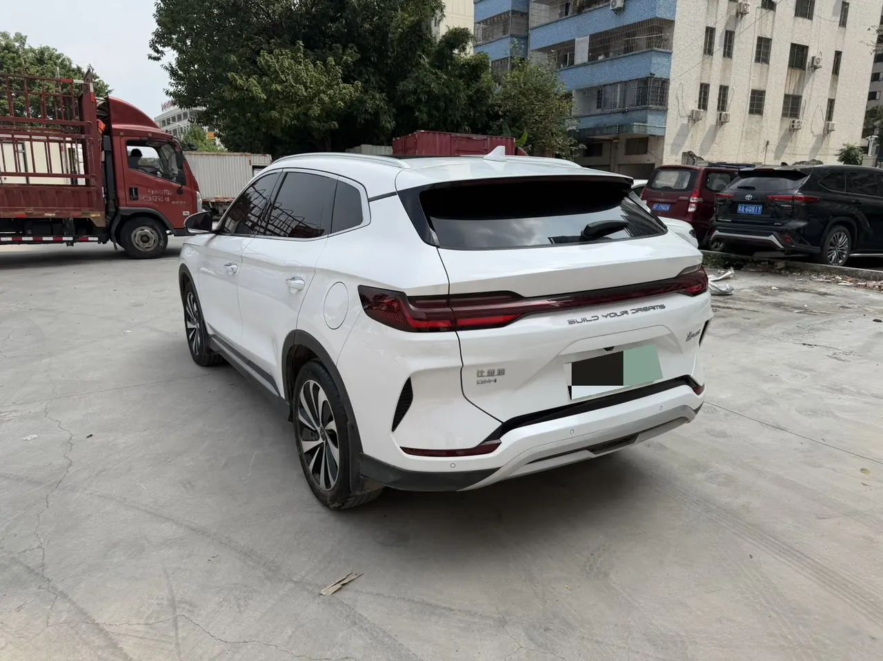 BYD 2023 Song PLUS DM-i 1.5 Stepless Champion Edition 110KM Flagship Automatic Gear 4
