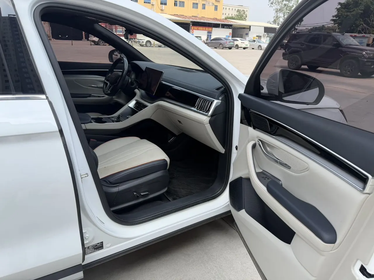 BYD 2023 Song PLUS DM-i 1.5 Stepless Champion Edition 110KM Flagship Automatic Gear 7