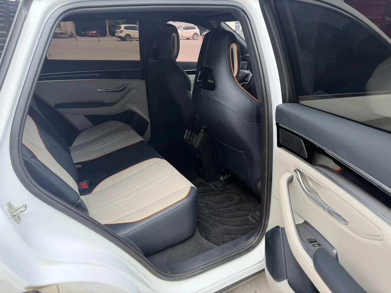 BYD 2023 Song PLUS DM-i 1.5 Stepless Champion Edition 110KM Flagship Automatic Gear 8