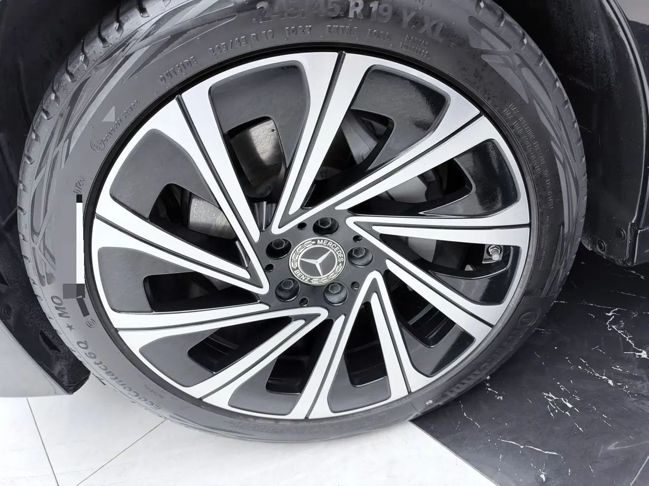Mercedes Benz E Class 2024 E 300 L 48V 2.0T Luxury Automatic Gear 5
