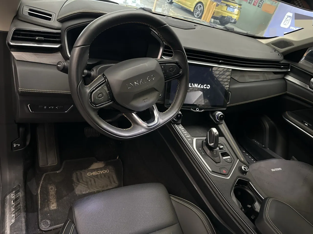 LYNK&amp;CO 2024 LYNK&amp;CO 01 2.0TD Two-Drive Global Pro Auto 4
