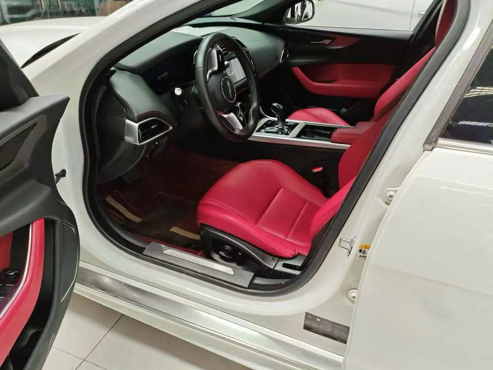 Jaguar 2022 XEL 2.0T 250PS R-DYNAMIC S Enterprising Sports Edition Automatic Gear 3