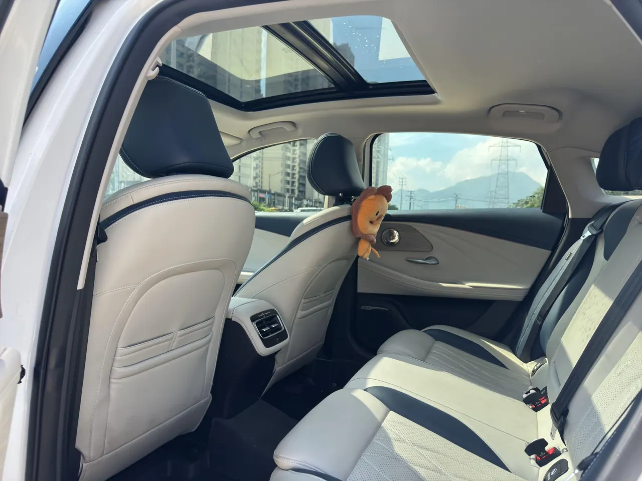 Chery 2022 Erez 8 1.6T Automatic Gear 4