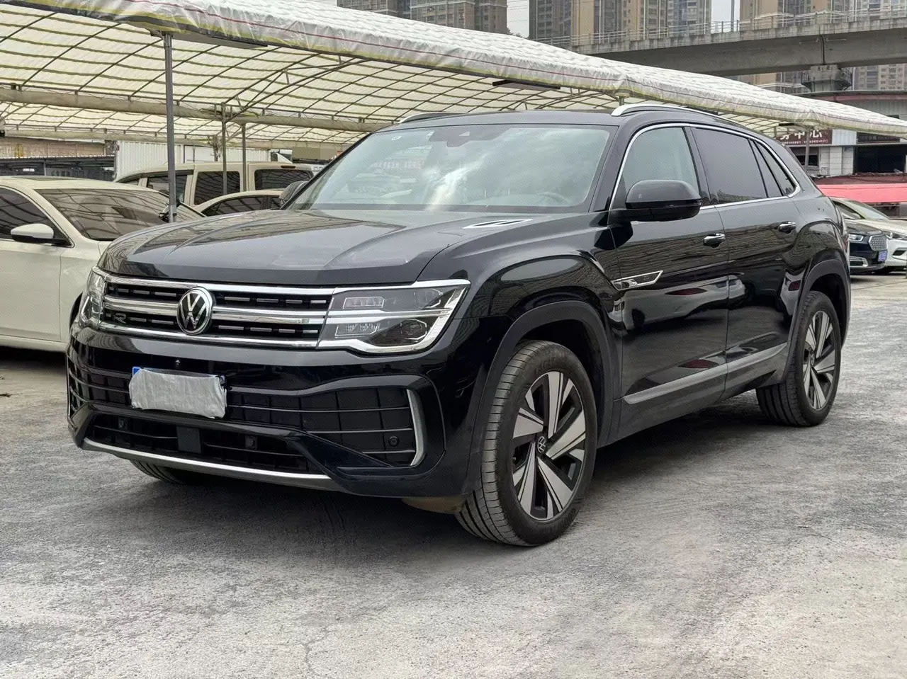Volkswagen 2024 Tuang X 2.0TSI 380TSI 4WD Respect Deluxe Automatic Transmission - View 1
