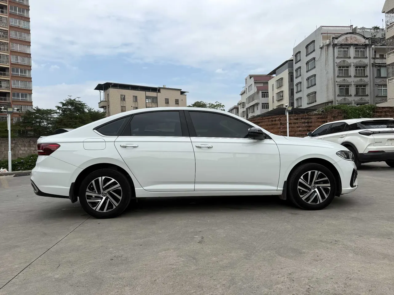Volkswagen 2024 Langyi 1.5TSI 300TSI Star Eternal Edition Automatic Gear 3