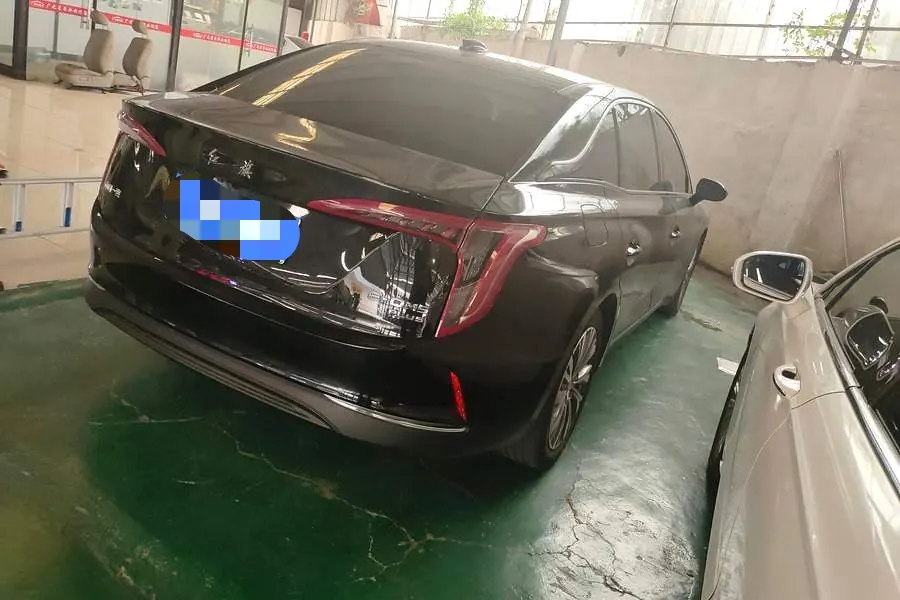 HongQi 2024 E-QM 5 610km PLUS automatic transmission 3