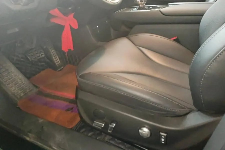 HongQi 2024 E-QM 5 610km PLUS automatic transmission 4