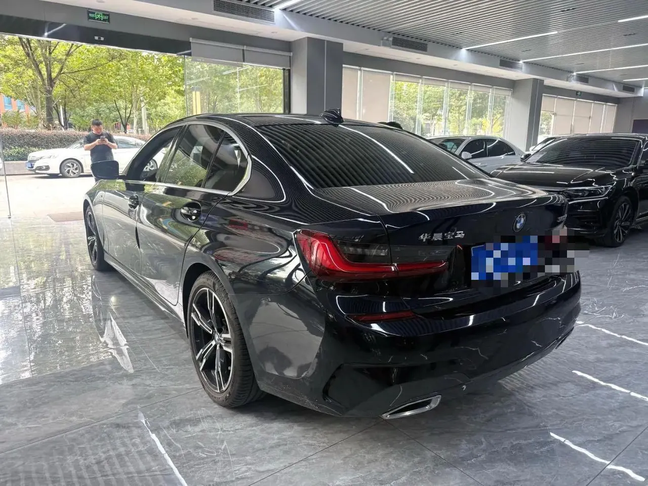 BMW 3 Series 2022 325i 2.0T M Sports Suit (Modified) Automatic Gear 6