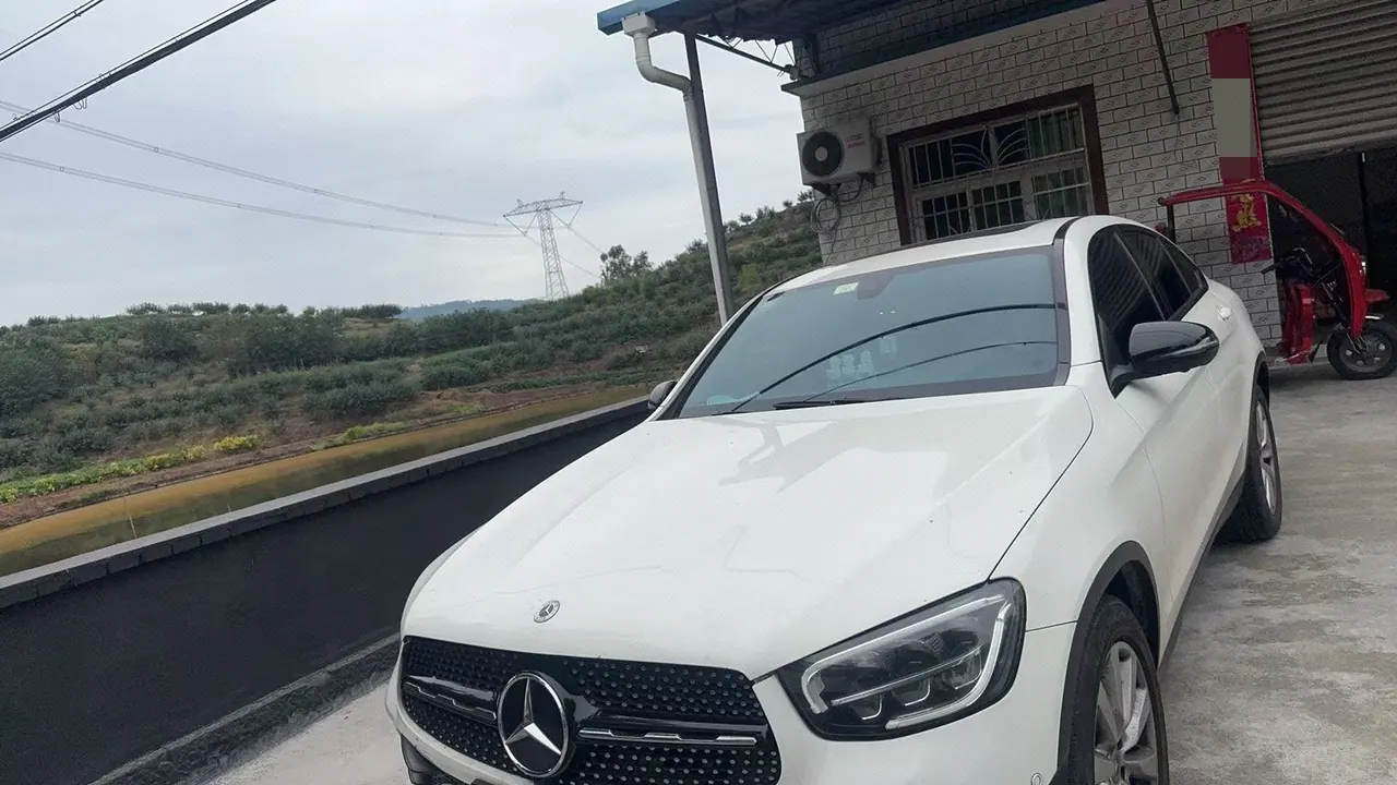 Mercedes Benz GLC (Imported) 2021 GLC 260 Coupe 4MATIC 2.0T Automatic - View 1