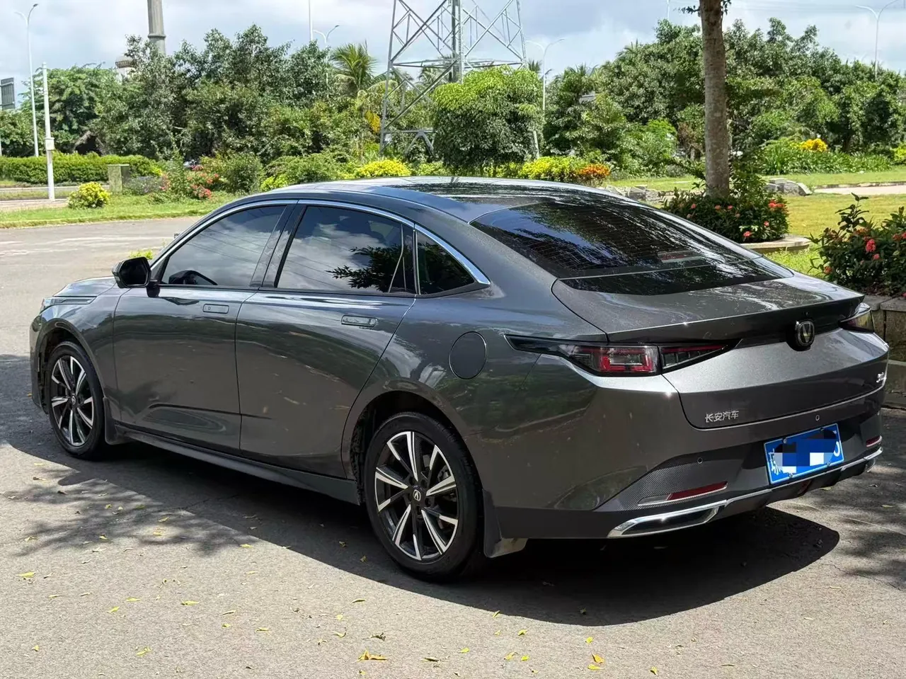 ChangAn 2024 Yidong 1.5TGDI Honorable Automatic Gear 9