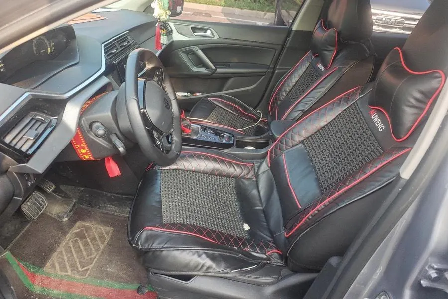 Peugeot 2022 408 1.6T Light Edition Automatic Gear 3