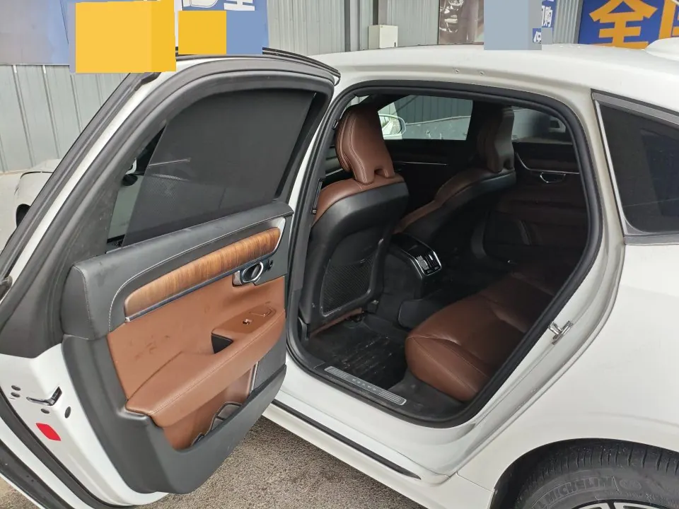 Volvo 2021 S90 48V 2.0T B5 Zhiyuan Deluxe Edition Automatic Gear 4