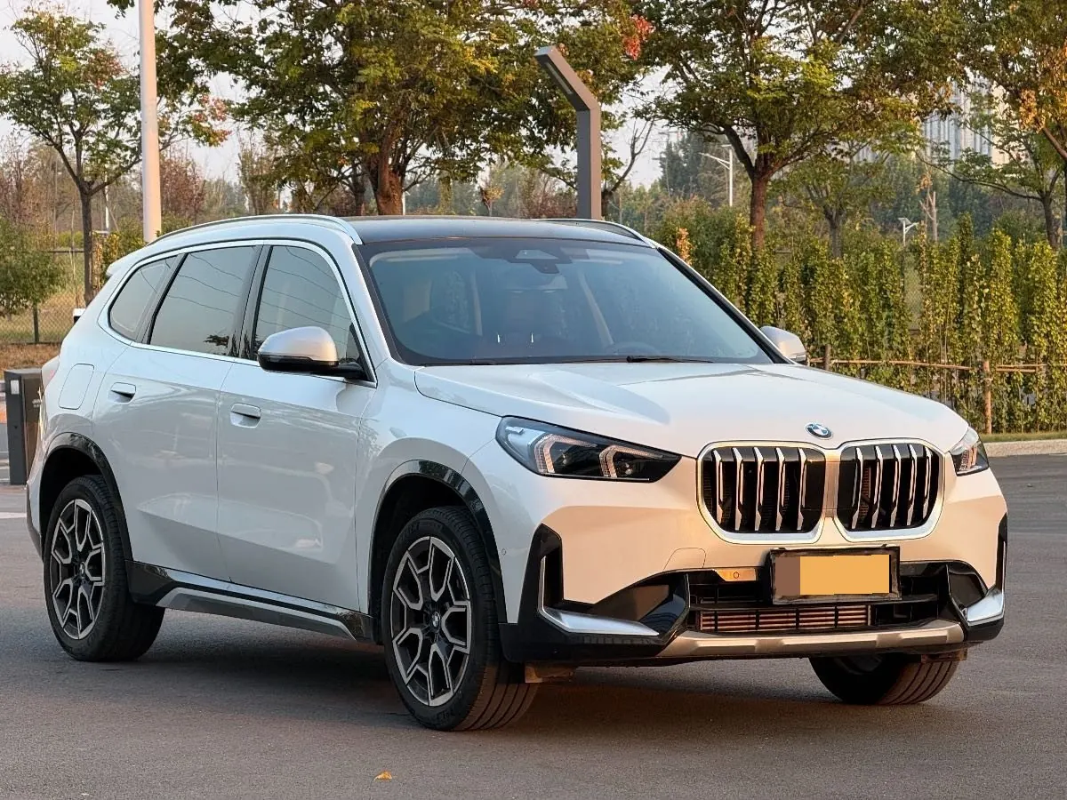 BMW 2024 X1 sDrive25Li 2.0T X design set automatic gear 3