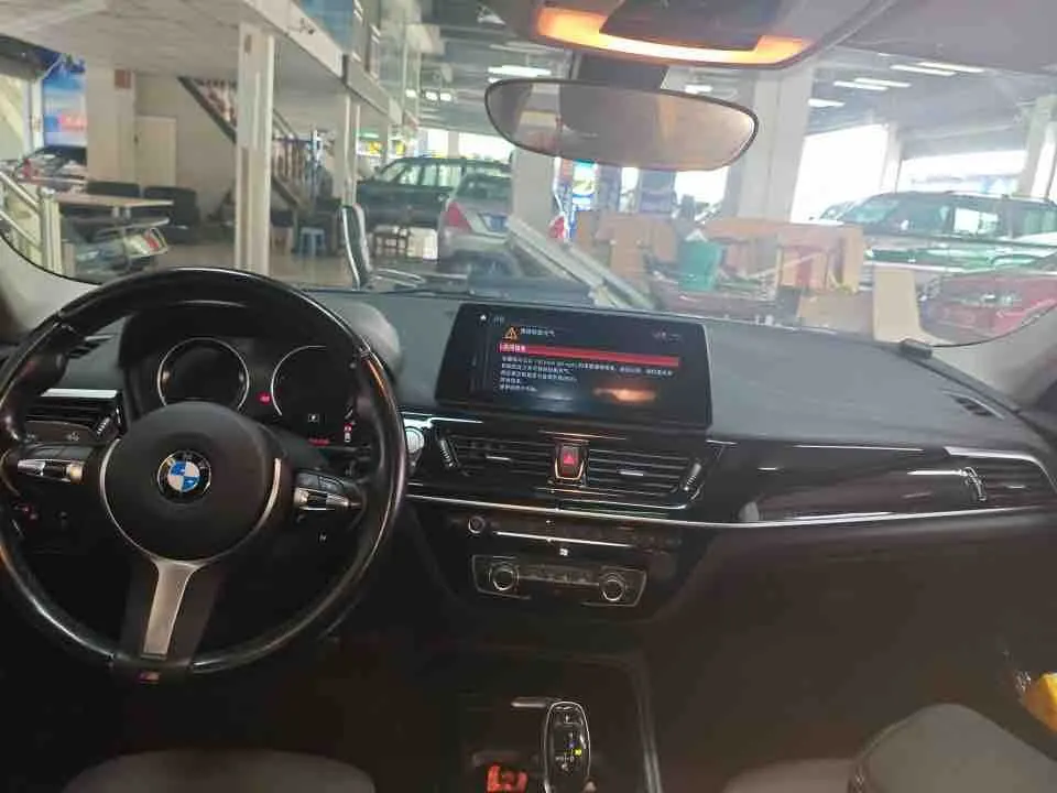 BMW 1 Series 2022 120i 1.5T M Sports Obsidian Night Edition Automatic Gear 3