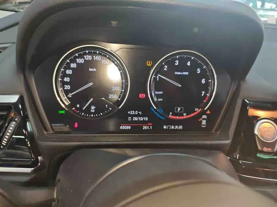 BMW 1 Series 2022 120i 1.5T M Sports Obsidian Night Edition Automatic Gear 5