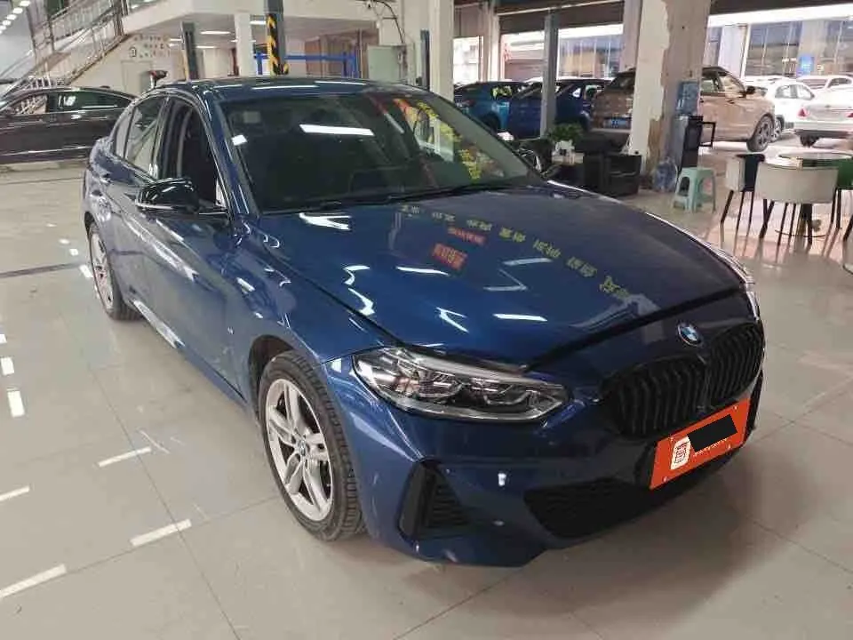 BMW 1 Series 2022 120i 1.5T M Sports Obsidian Night Edition Automatic Gear 6