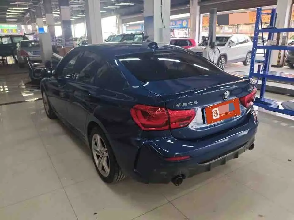 BMW 1 Series 2022 120i 1.5T M Sports Obsidian Night Edition Automatic Gear 7