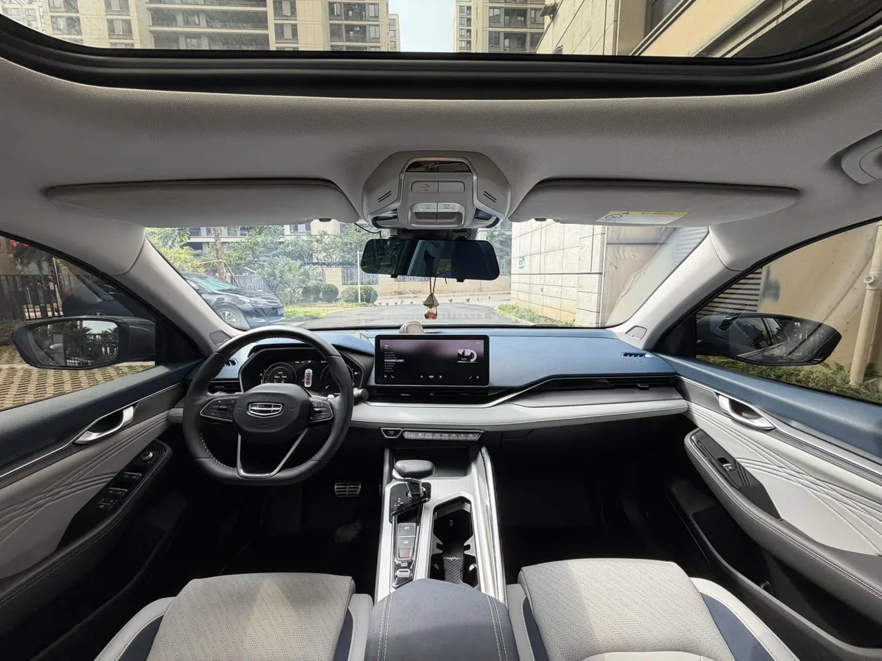 Geely 2021 xingrui 2.0T distinguished model (modified) automatic gear 5