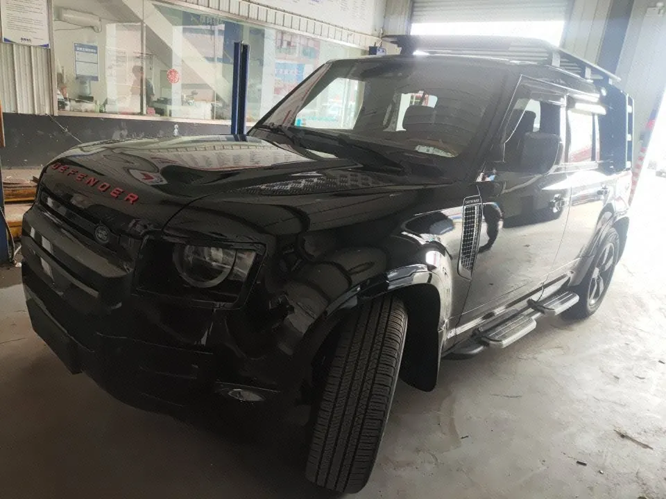 Land Rover Guard (Imported) 2022 Guard 110 48V 3.0T P400 X-DYNAMIC HSE Automatic Gear - View 1