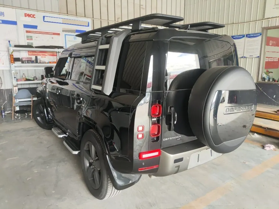 Land Rover Guard (Imported) 2022 Guard 110 48V 3.0T P400 X-DYNAMIC HSE Automatic Gear 4