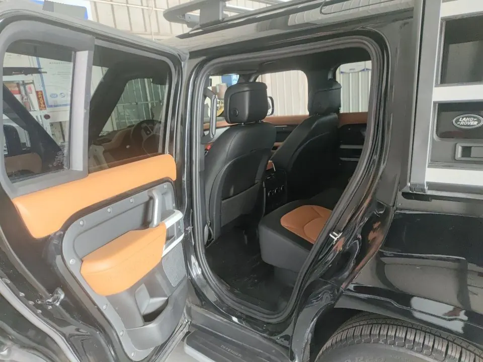 Land Rover Guard (Imported) 2022 Guard 110 48V 3.0T P400 X-DYNAMIC HSE Automatic Gear 7