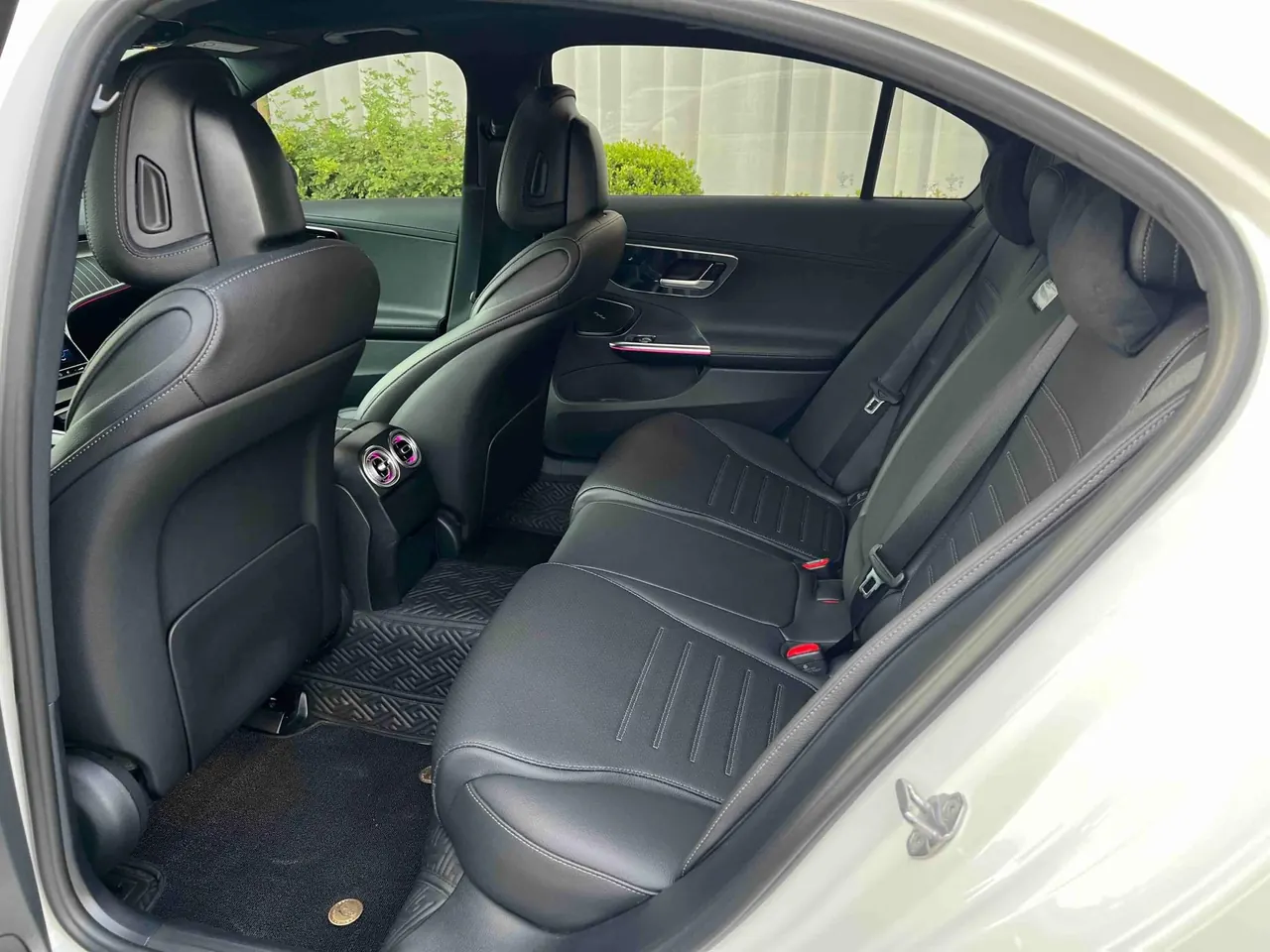 Mercedes Benz Class C 2024 C 260 L 48V 1.5T Sports Edition (Modified 2) Automatic Gear 6