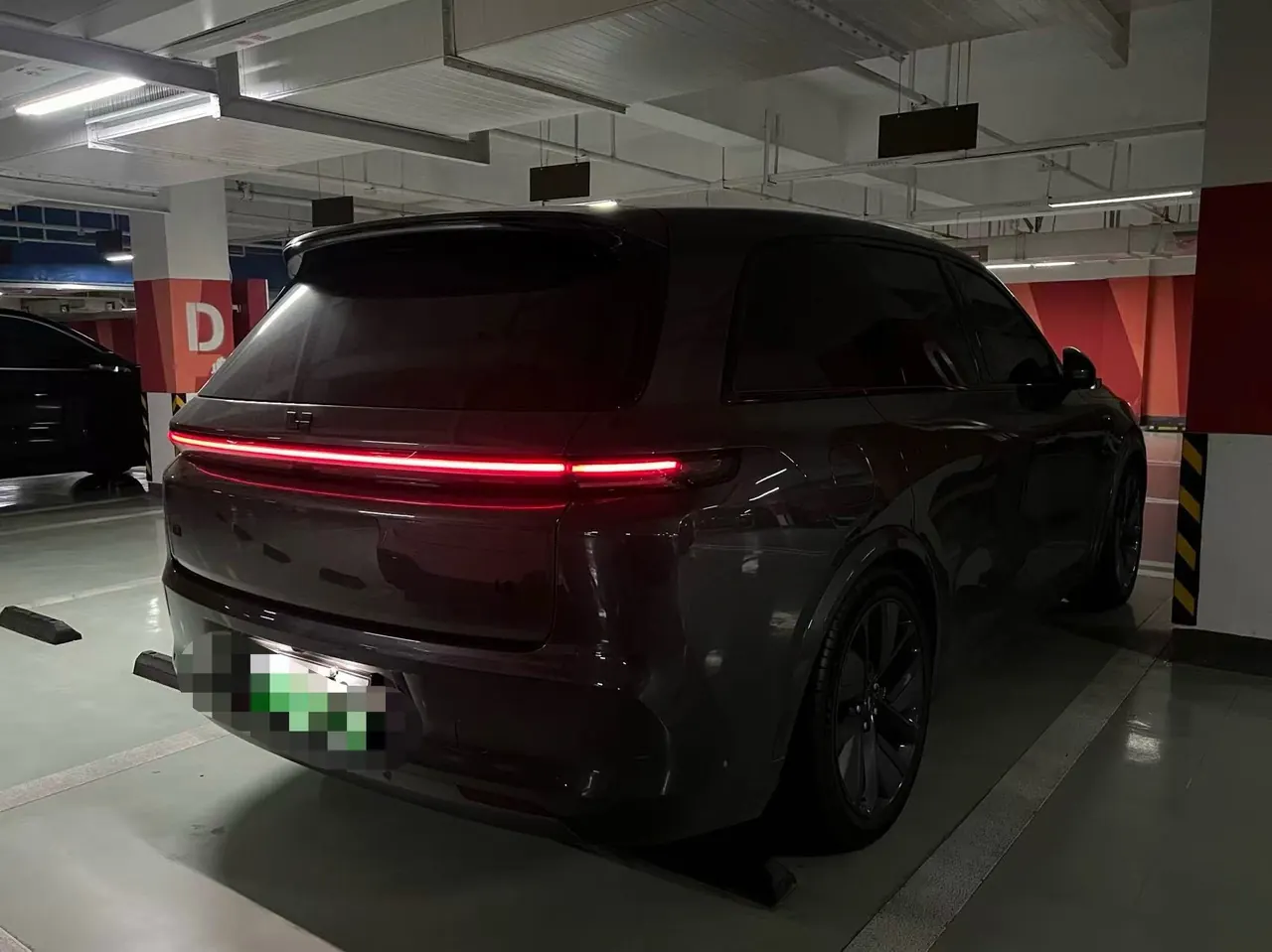 Li 2024 L8 Ultra Automatic 5