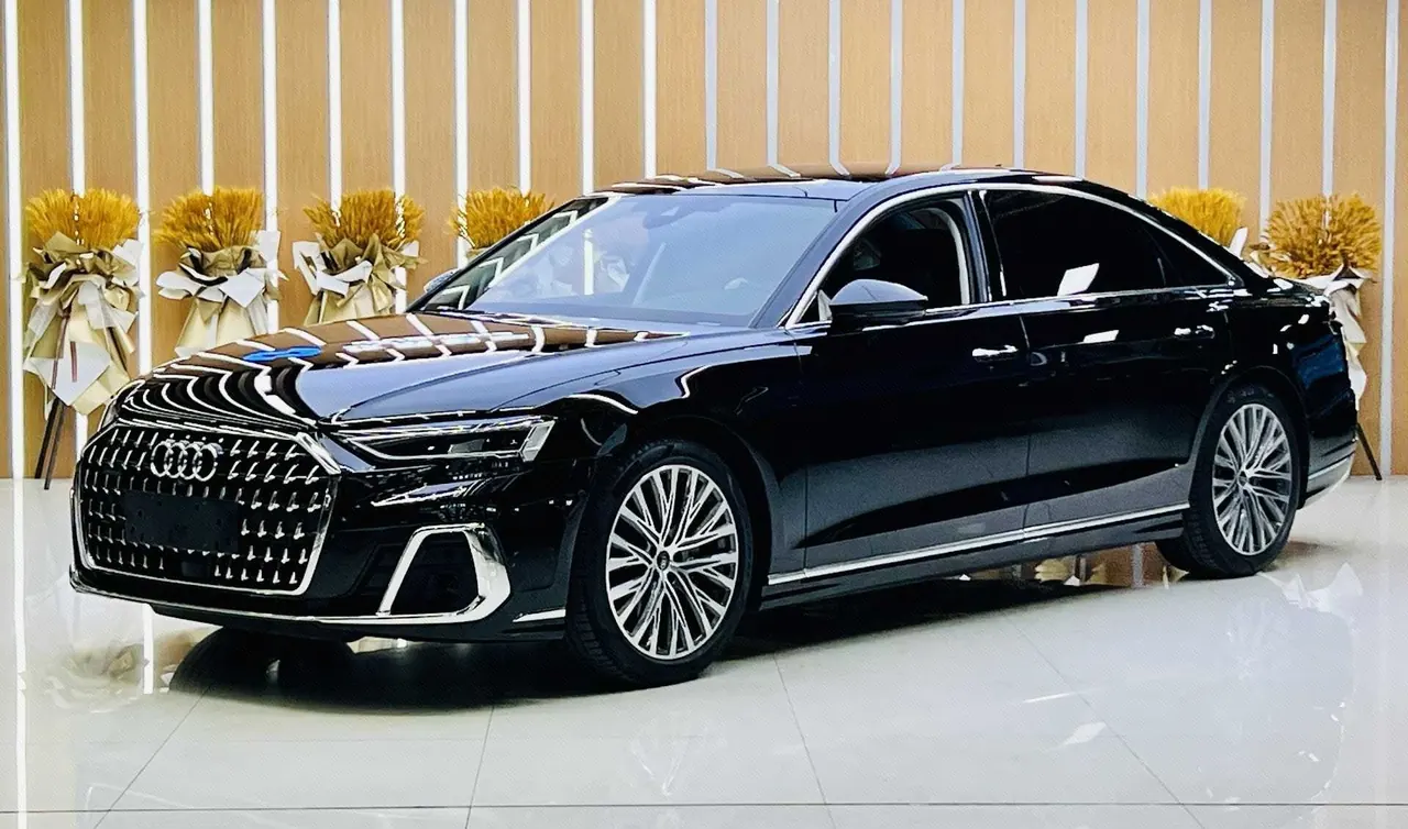 Audi A8L (Imported) 2024 A8L 48V 3.0TFSI 50TFSI Quattro Automatic Gear Selection - View 1